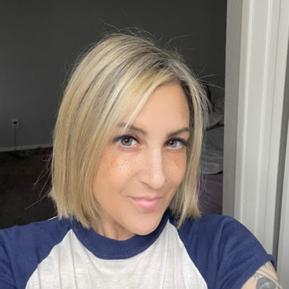 Meet your Posher, Gina